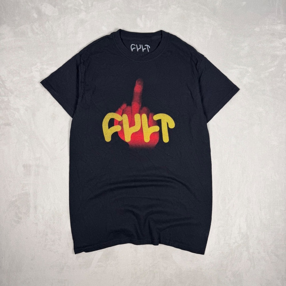 Y2K Mens Cult Crew Middle Finger Graphic Streetwear T-Shirt Small